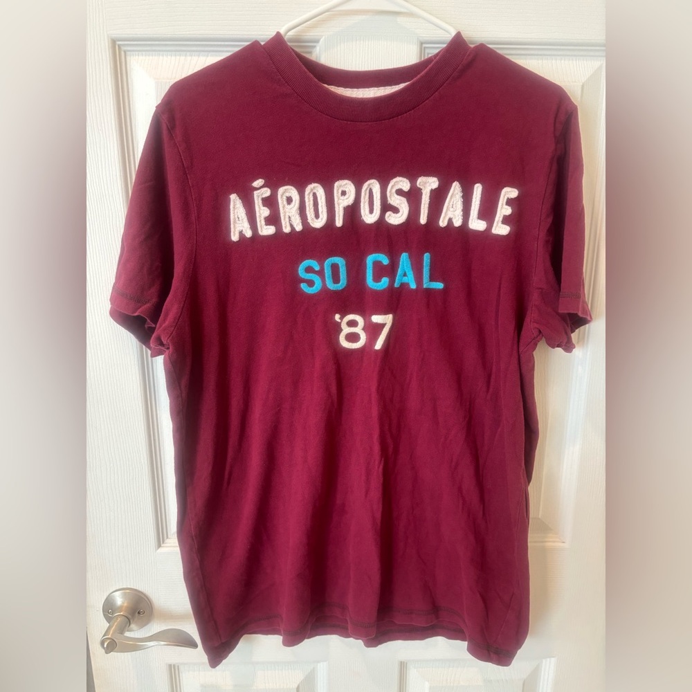 Mens Aeropostale Maroon Graphic T-Shirt- Large
